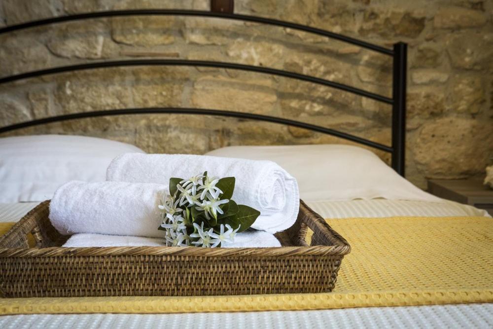 Stigmes Villas & Suites Nea Skioni Exteriör bild