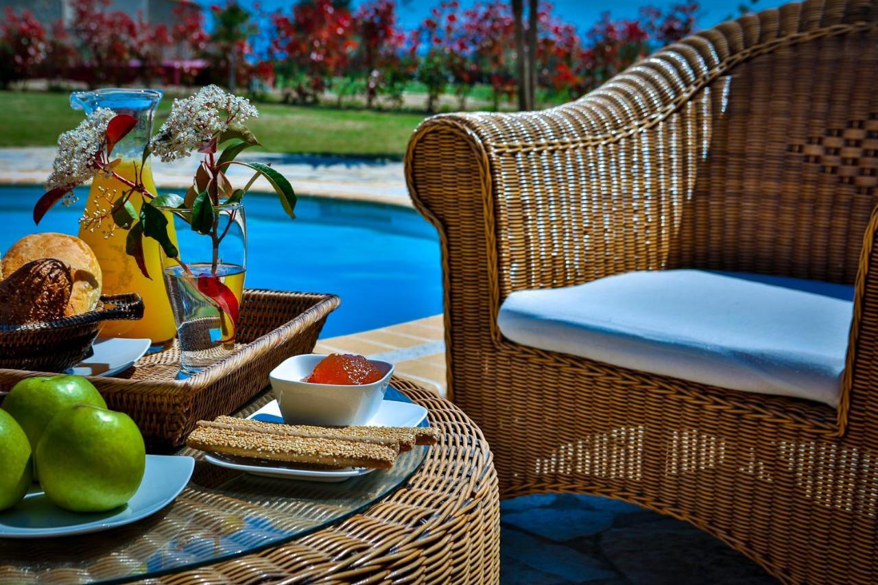 Stigmes Villas & Suites Nea Skioni Exteriör bild