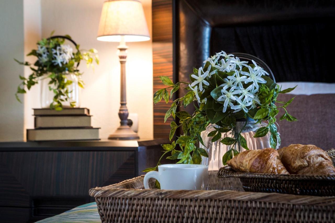 Stigmes Villas & Suites Nea Skioni Exteriör bild