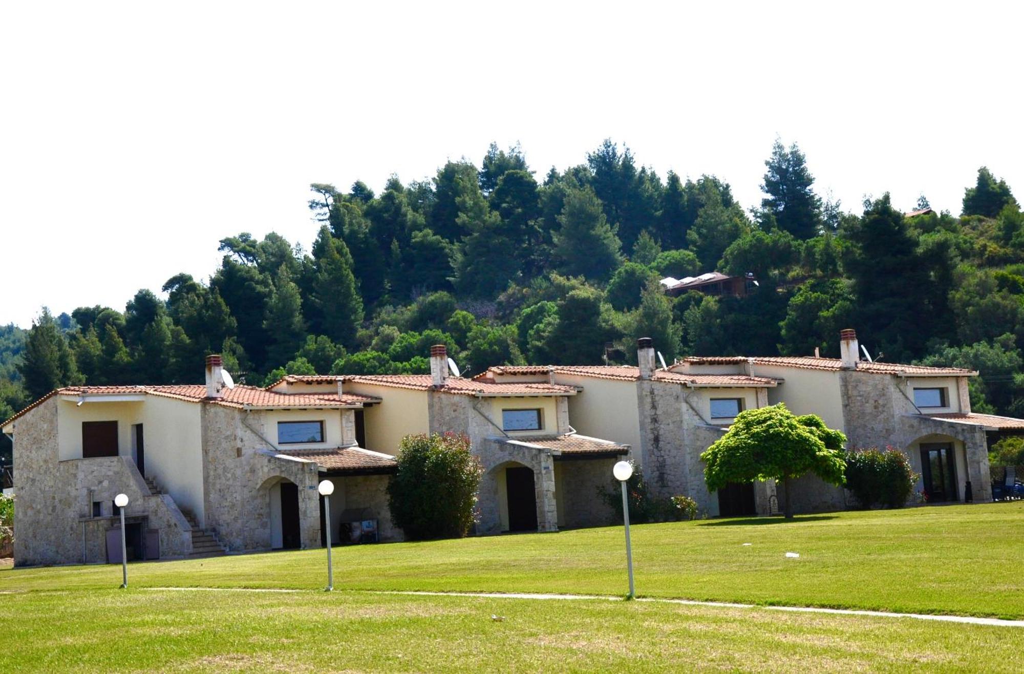 Stigmes Villas & Suites Nea Skioni Exteriör bild