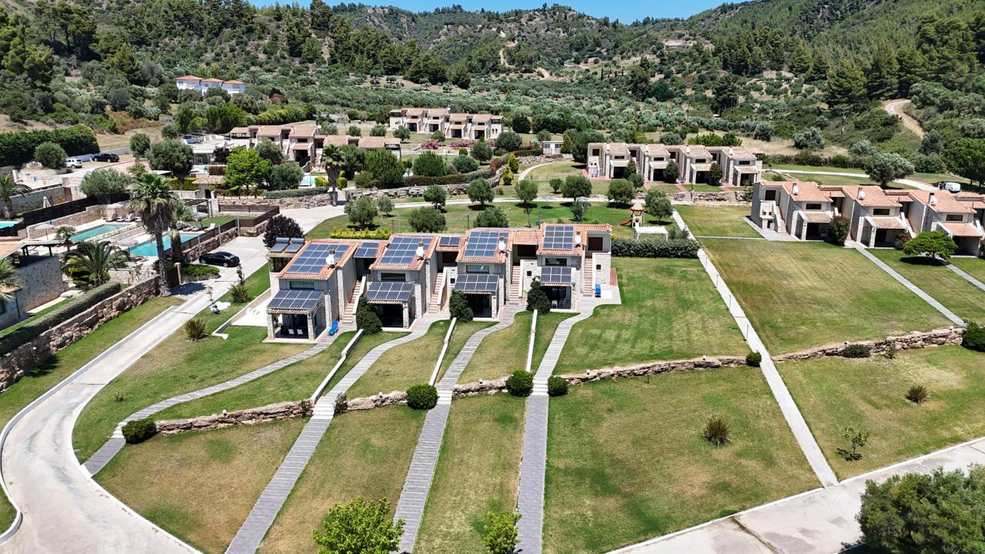 Stigmes Villas & Suites Nea Skioni Exteriör bild